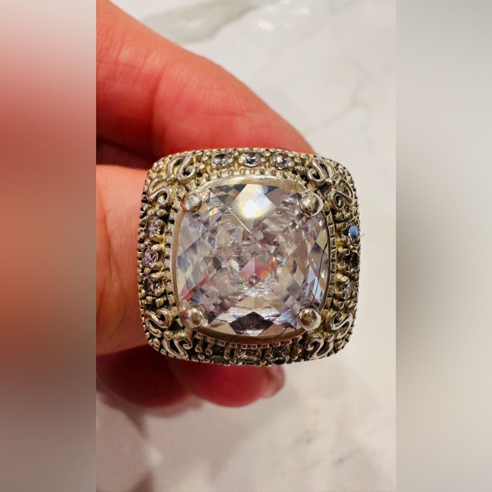 Gorgeous Statement Ring - image 6